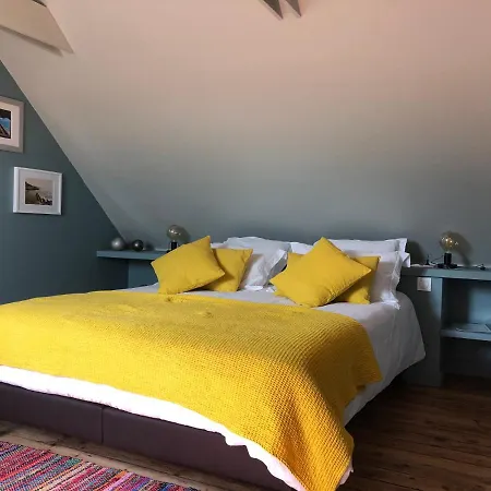 Le Clos De Lisa Bed & Breakfast *